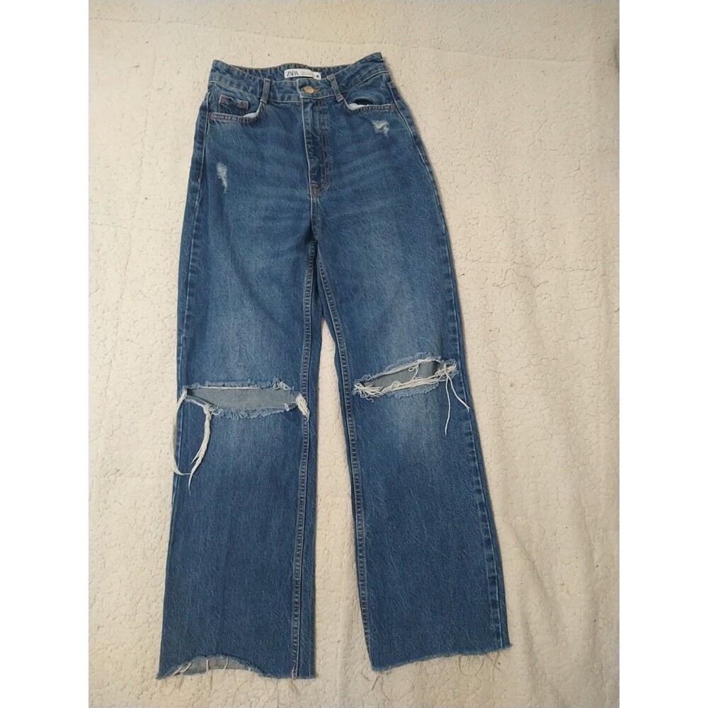 Zara Cropped Wide Leg Distressed Jeans Size 2